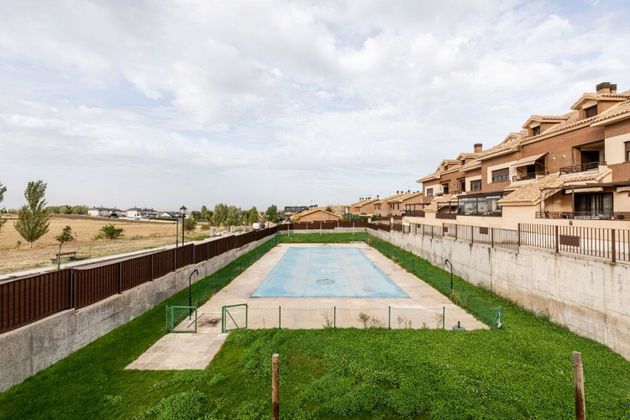 Foto 2 de Dúplex en venda a calle Cerro de 4 habitacions amb terrassa i piscina