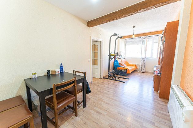 Foto 1 de Piso en venta en calle Albacete de 3 habitaciones con calefacción