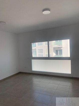 Foto 2 de Piso en venta en San Isidro de 2 habitaciones con garaje y ascensor