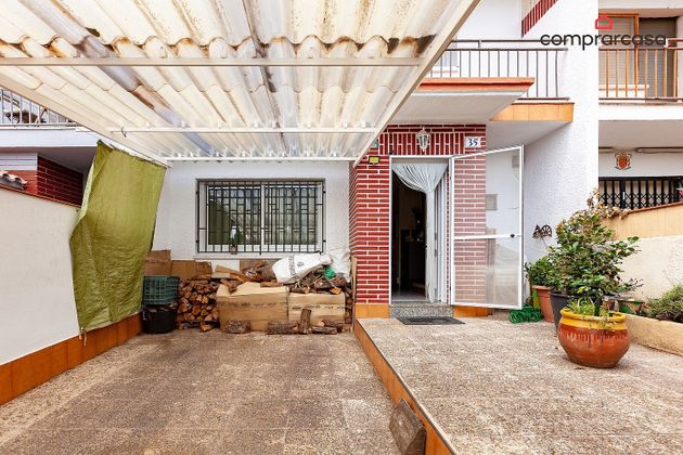Foto 1 de Casa en venta en Esparreguera de 3 habitaciones con terraza y balcón
