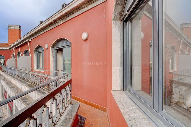 Foto 2 de Piso en venta en calle El Carmen de 2 habitaciones con piscina y balcón