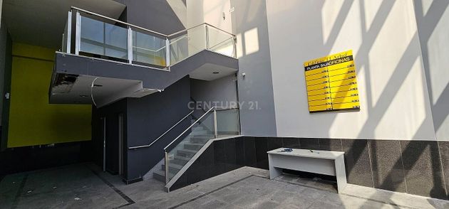 Foto 2 de Oficina en venda a calle El Árbol amb terrassa i ascensor