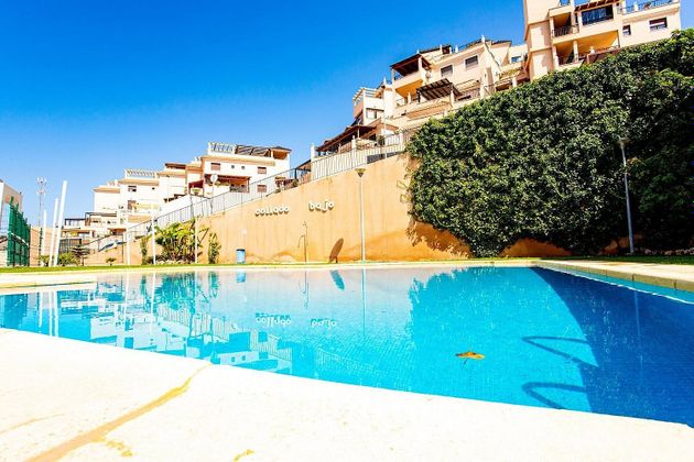 Foto 2 de Piso en venta en Águilas ciudad de 2 habitaciones con terraza y piscina