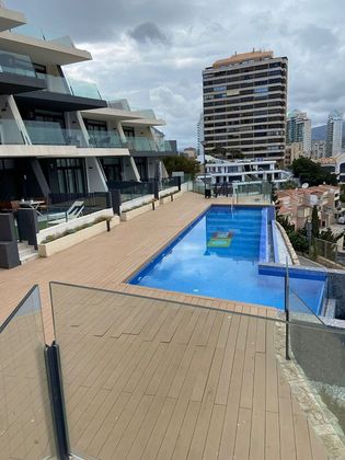 Foto 1 de Piso en venta en Playa de Poniente de 3 habitaciones con terraza y piscina
