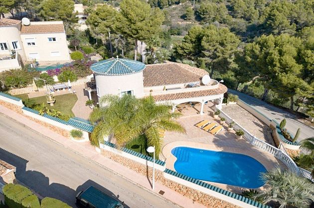 Foto 2 de Xalet en venda a Benissa de 4 habitacions amb terrassa i piscina