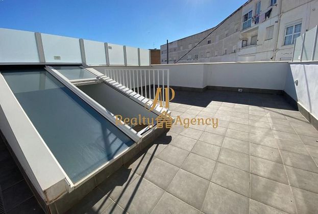 Foto 1 de Àtic en venda a calle De Martínez Aloy de 2 habitacions amb terrassa i garatge