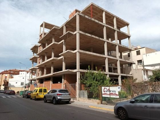Foto 2 de Edifici en venda a calle La Paz de 7644 m²