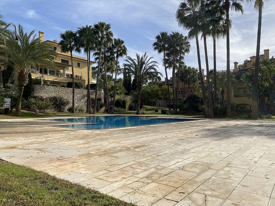Foto 1 de Pis en venda a Son Vida de 2 habitacions amb terrassa i piscina