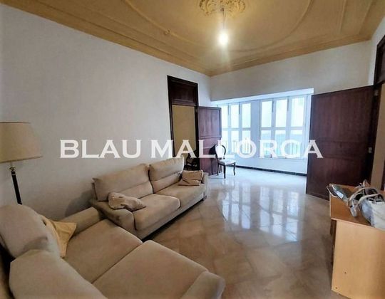 Foto 2 de Piso en venta en Manacor Centro de 4 habitaciones con terraza y balcón