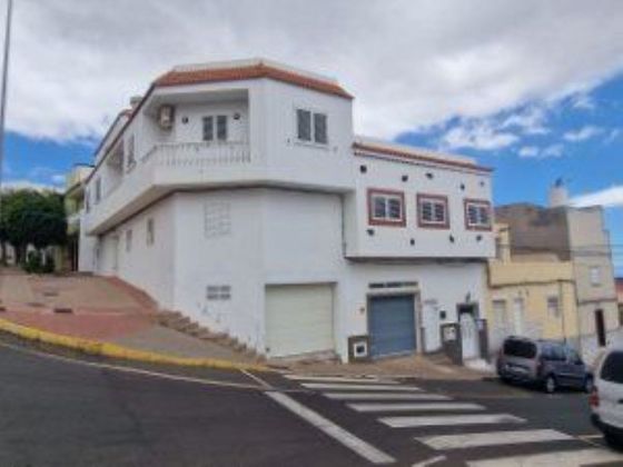 Foto 2 de Casa en venta en calle Doramas de 3 habitaciones con terraza y aire acondicionado
