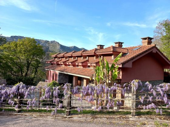 Foto 2 de Xalet en venda a Miera de 8 habitacions amb terrassa i jardí