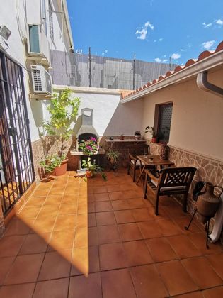 Foto 1 de Venta de casa en calle Infanta Doña María de 4 habitaciones con terraza y aire acondicionado