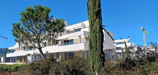 Foto 2 de Pis en lloguer a calle Albirka de 3 habitacions amb terrassa i piscina