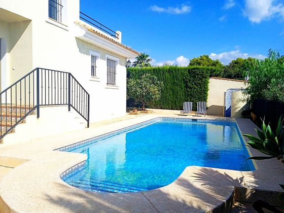 Foto 1 de Xalet en venda a Nucia (la) de 3 habitacions amb terrassa i piscina
