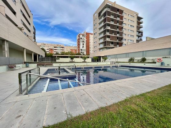 Foto 2 de Pis en venda a Llevant de 4 habitacions amb terrassa i piscina