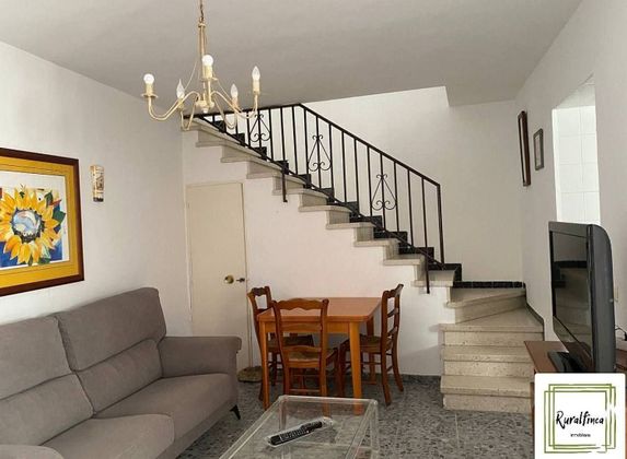 Foto 1 de Casa en venda a Castilblanco de los Arroyos de 4 habitacions amb aire acondicionat