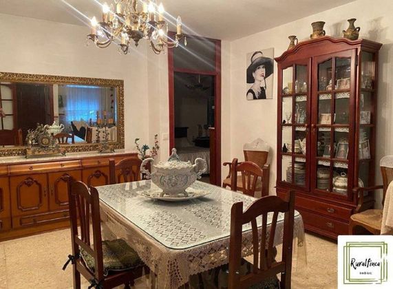 Foto 1 de Casa en venda a Alcalá del Río de 3 habitacions amb garatge i aire acondicionat
