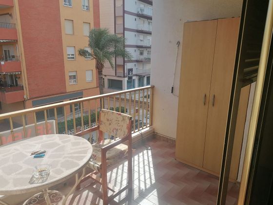 Foto 2 de Piso en venta en Zona Papa Luna - Platja del Gurugú de 4 habitaciones con terraza y garaje