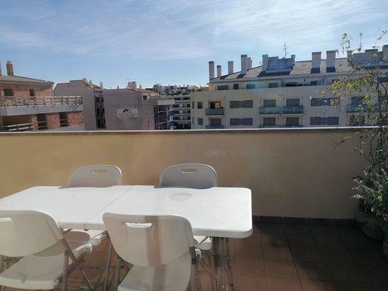 Foto 2 de Venta de ático en Llandels de 3 habitaciones con terraza y aire acondicionado