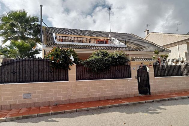 Foto 1 de Xalet en venda a San Javier de 4 habitacions amb terrassa i piscina