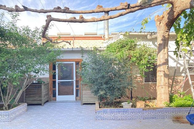 Foto 1 de Casa adossada en venda a Catral de 6 habitacions amb terrassa i garatge