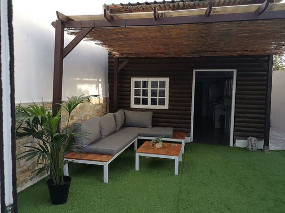 Foto 1 de Casa en venda a calle Camping de 2 habitacions amb piscina i jardí