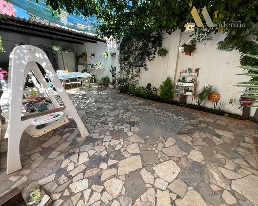 Foto 1 de Casa en venda a La Barriguilla de 6 habitacions amb terrassa