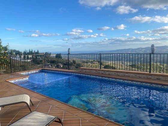 Foto 2 de Casa en lloguer a Viñuela de 2 habitacions amb terrassa i piscina