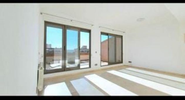 Foto 2 de Àtic en venda a Sant Pau de 2 habitacions amb terrassa i piscina