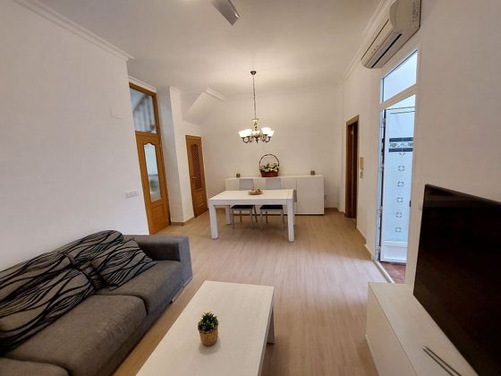 Foto 1 de Casa en venda a Massanassa de 4 habitacions amb terrassa i balcó