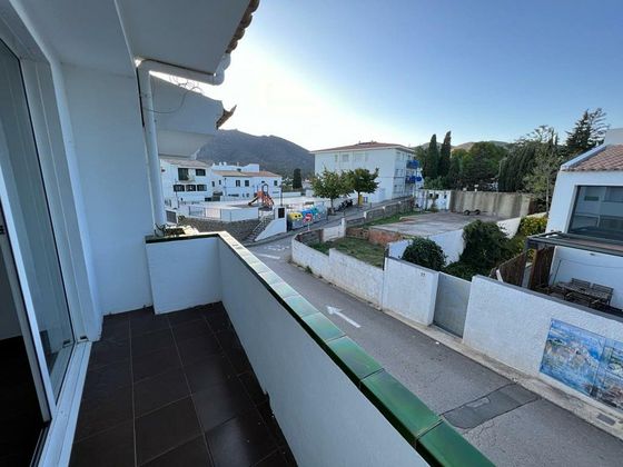 Foto 2 de Pis en venda a Cadaqués de 3 habitacions amb terrassa i balcó