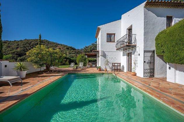 Foto 2 de Casa rural en venda a Casares de 4 habitacions amb terrassa i piscina