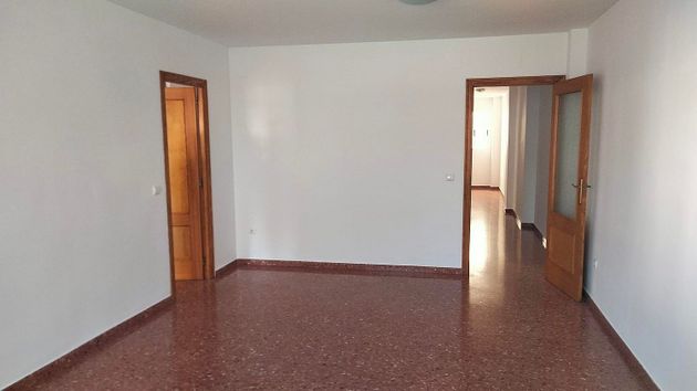 Foto 2 de Piso en venta en Xeraco de 3 habitaciones con garaje y balcón