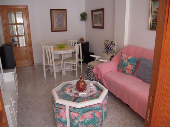 Foto 2 de Piso en venta en avenida Del Mar Menor de 2 habitaciones con terraza y garaje