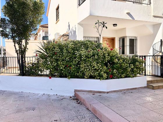 Foto 1 de Casa adossada en venda a Pueblo Latino de 2 habitacions amb terrassa i garatge