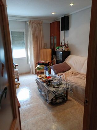Foto 2 de Pis en venda a Carrús Est - Camí dels Magros de 4 habitacions amb balcó i calefacció