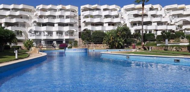Foto 1 de Dúplex en venda a calle De Les Sirenes de 3 habitacions amb terrassa i piscina