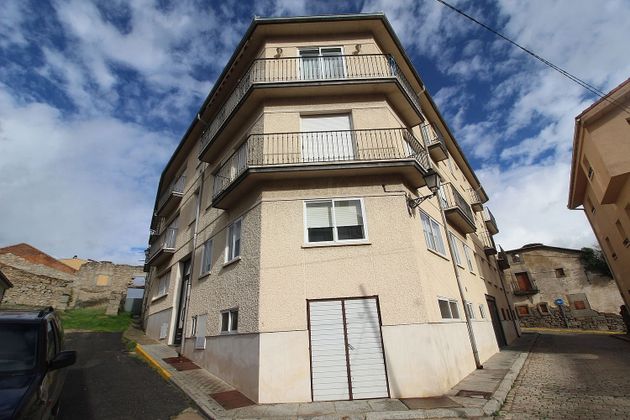 Foto 2 de Piso en venta en El Espinar pueblo de 2 habitaciones con terraza y calefacción