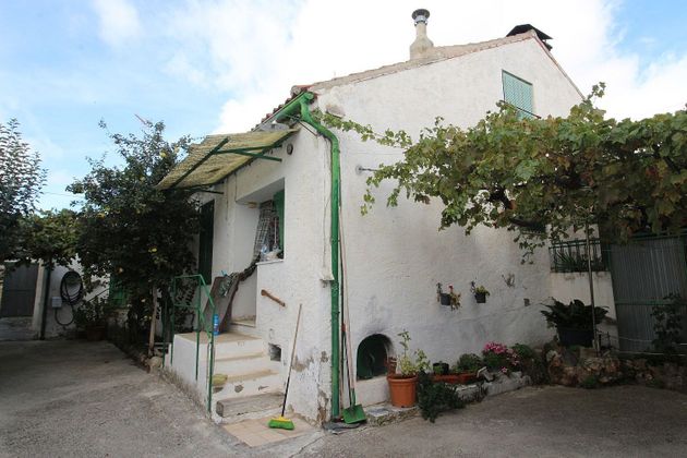 Foto 2 de Casa en venda a Armuña de 2 habitacions amb garatge i jardí