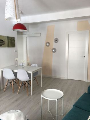 Foto 2 de Piso en alquiler en Vidal de 3 habitaciones con terraza y muebles