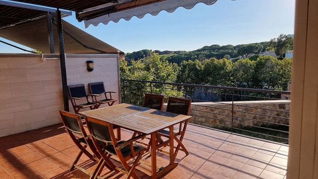 Foto 2 de Casa adossada en venda a Arenys de Mar de 4 habitacions amb terrassa i piscina