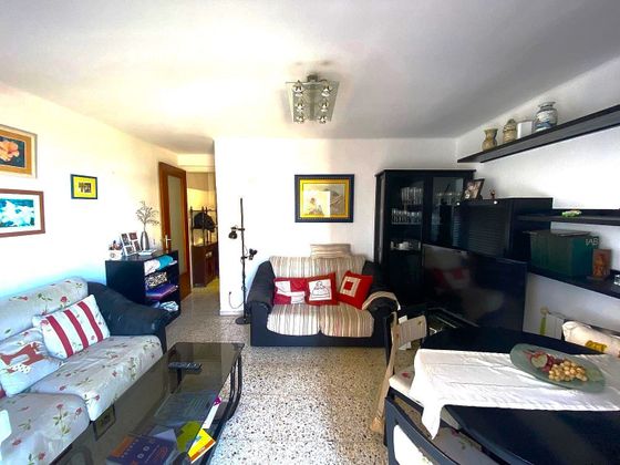 Foto 2 de Piso en venta en Canet de Mar de 3 habitaciones con balcón y calefacción