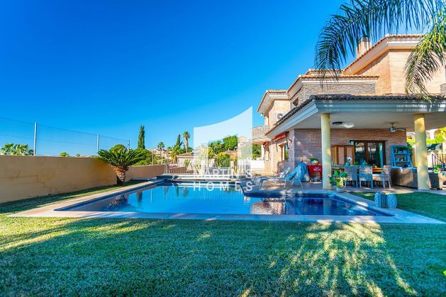 Foto 2 de Xalet en venda a Montepilar de 6 habitacions amb terrassa i piscina