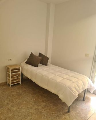 Foto 2 de Pis en lloguer a El Médano de 3 habitacions amb mobles