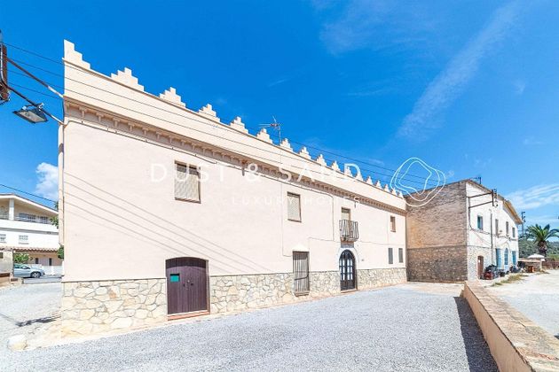 Foto 1 de Xalet en venda a Sant Pere de Ribes Centro de 5 habitacions amb terrassa i balcó