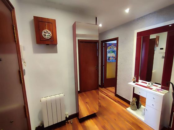 Foto 1 de Piso en venta en Portugalete de 2 habitaciones con calefacción y ascensor
