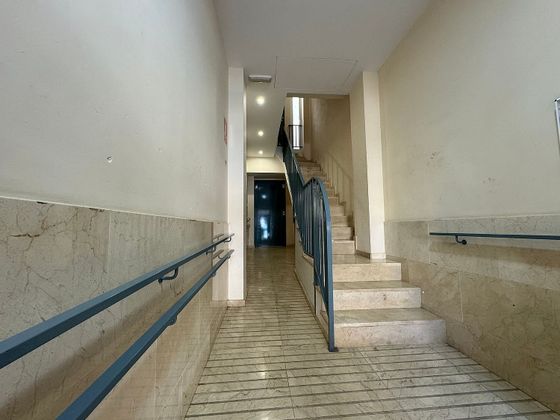 Foto 1 de Venta de piso en El Castellar-L´Oliveral de 3 habitaciones con terraza y balcón