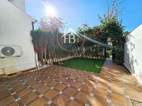 Foto 1 de Casa en venda a Cabo de las Huertas de 3 habitacions amb terrassa i piscina