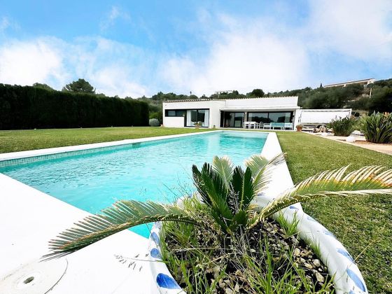 Foto 1 de Casa en venda a Estadi Balear - Rafal Nou - Son Malferit de 3 habitacions amb terrassa i piscina