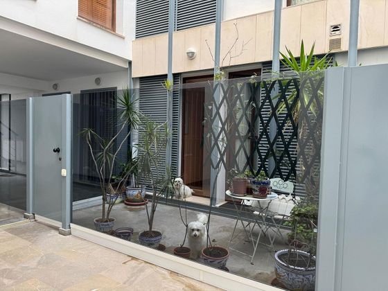 Foto 2 de Dúplex en venda a V Centenario-Piletas-Capuchinos de 3 habitacions amb piscina i garatge